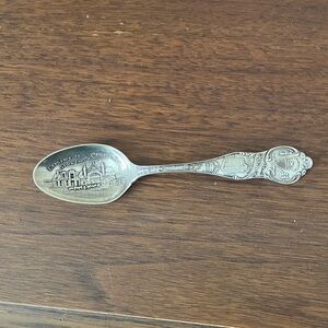 Vintage Sterling Silver Souvenir Spoon Chicago Stockyards.